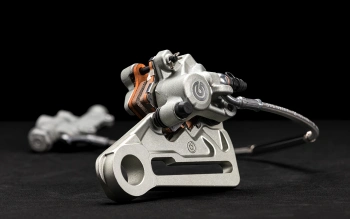 Stark Future Zestaw tylnego hamulca nożnego (zacisk + pompa) Stark Varg MX 1.2, MX 1.0