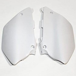 Boczki Tylne UFO dla Yamaha YZ 125 / 250 '02-'05, kolor biały